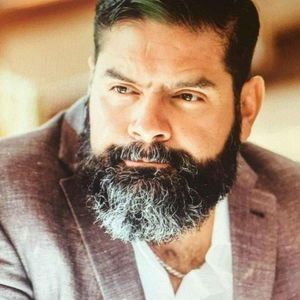 Meet your Posher, Arnoldo